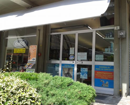 negozio-giro-di-penna-affiliato-buffetti-san-lazzaro-entrata-via-caselle